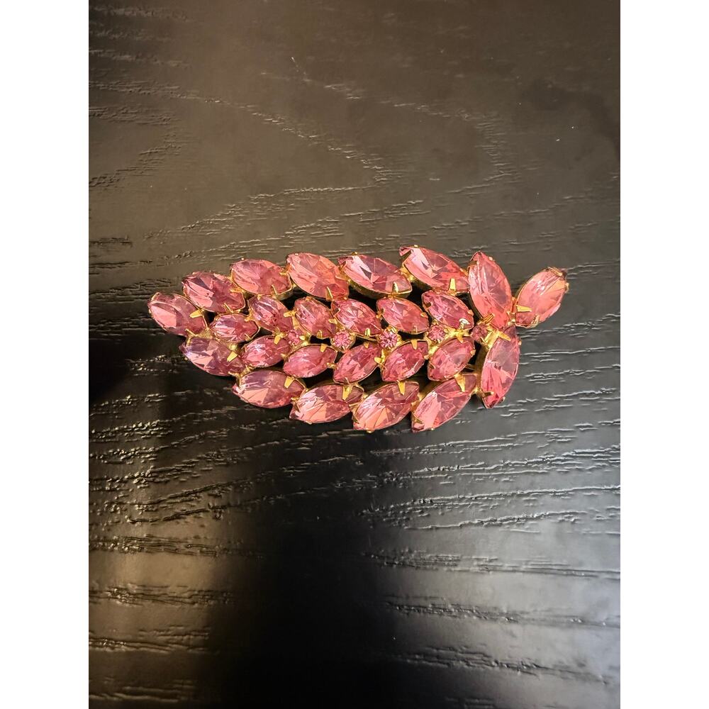 Vintage Gold Tone Pink Navette Rhinestone Leaf Brooch Pin